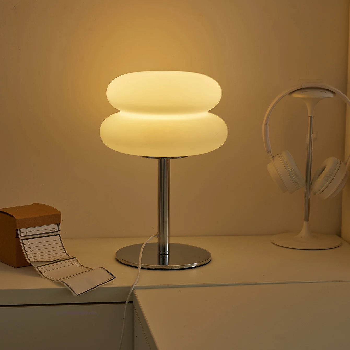 Lampe Champignon LED "Mushroom" 
Éclairage Tricolore & Luminosité Tactile Ajustable